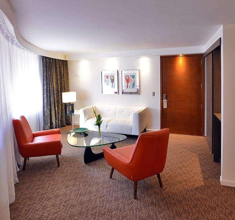 Panamericana Hotel Providencia Santiago du Chili Chambre photo