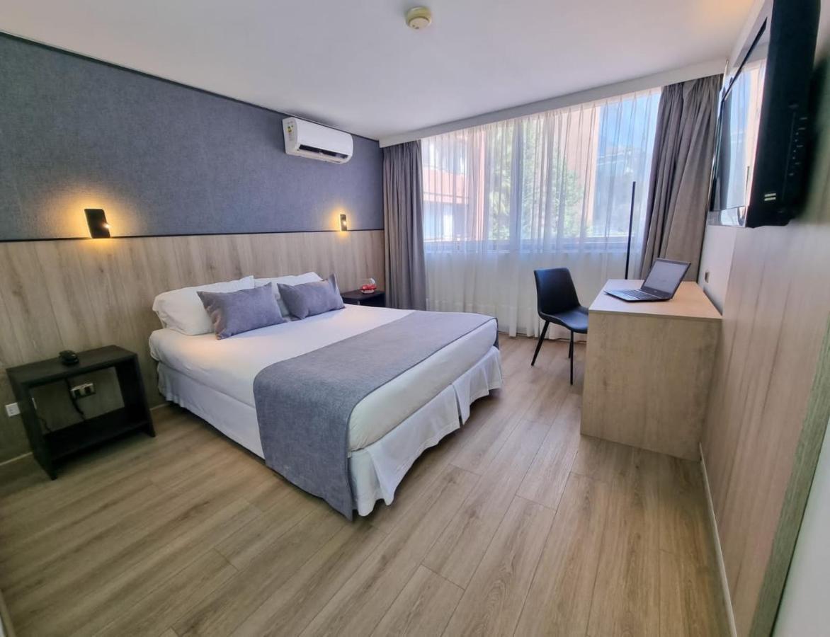 Panamericana Hotel Providencia Santiago du Chili Extérieur photo